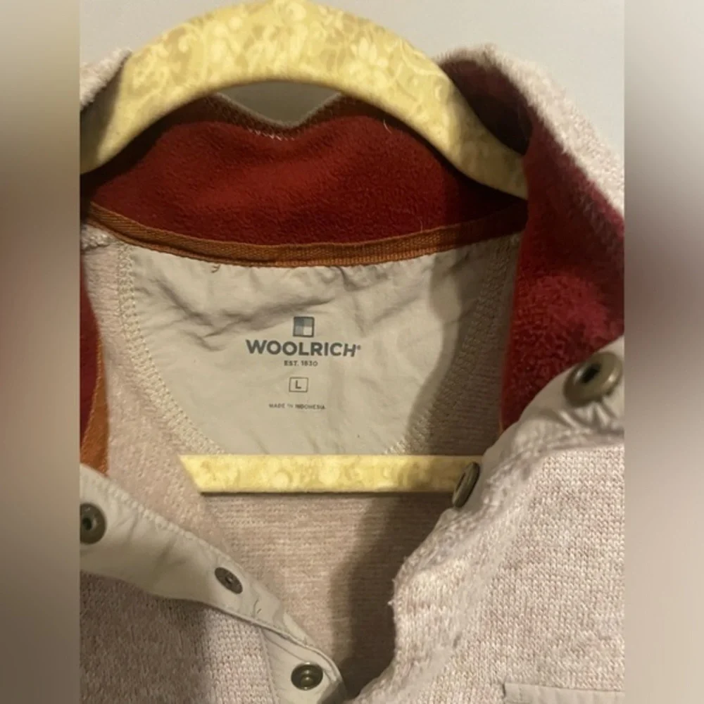 Woolrich size Large Men’s Beige 1/4‎ Button Mock Neck Pullover Sweater